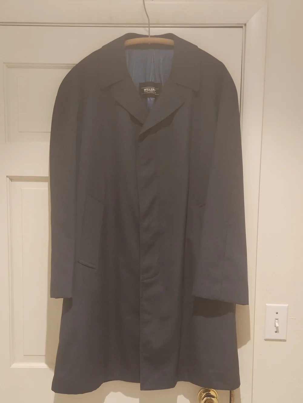 Willerby Vintage Men's Navy Long Overcoat Regent Street London